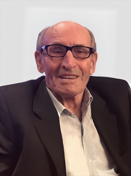 Necrologio di LUIGI VANGI